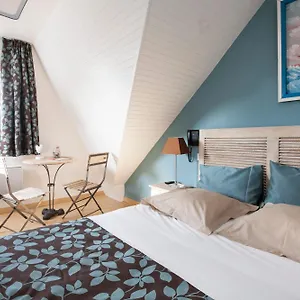 *** Hotel Logis Beauséjour France